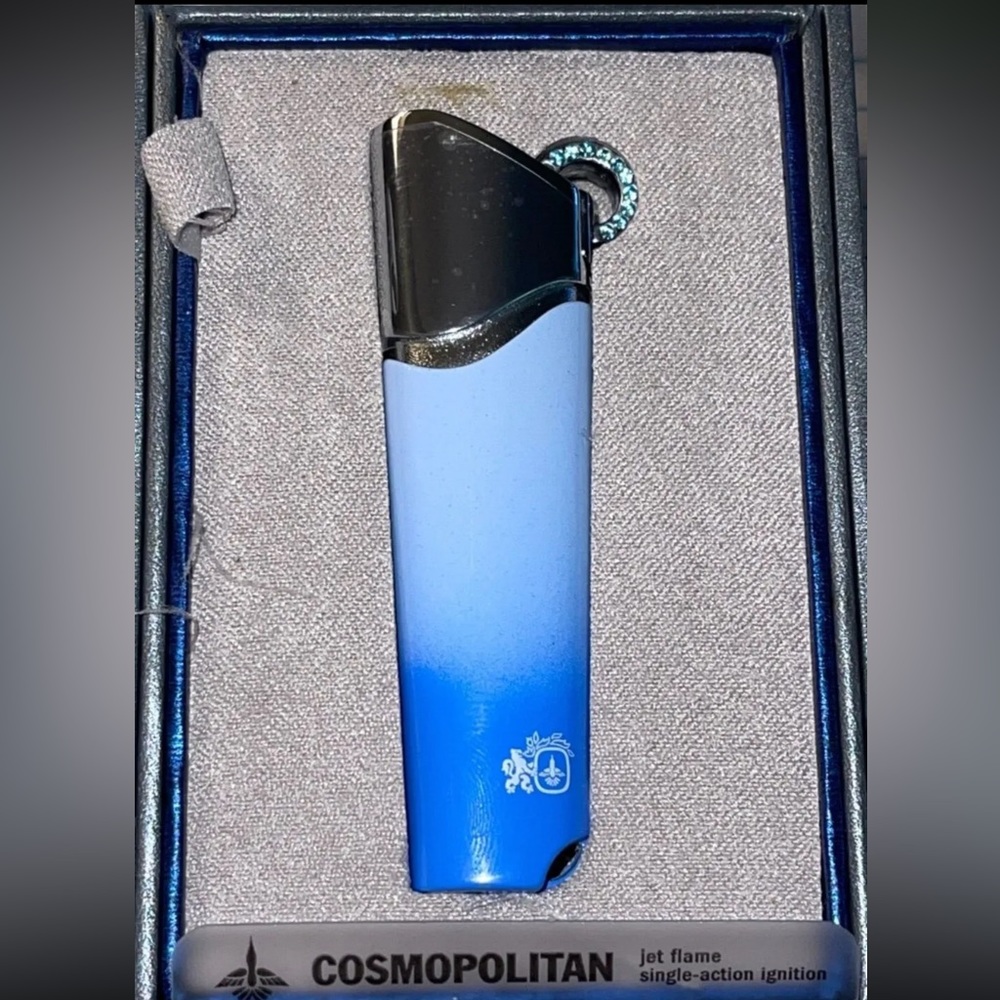 COLIBRI COSMOPOLITAN TORCH LIGHTER BLUE/AUSTRIAN CHRYSTALS - RARE